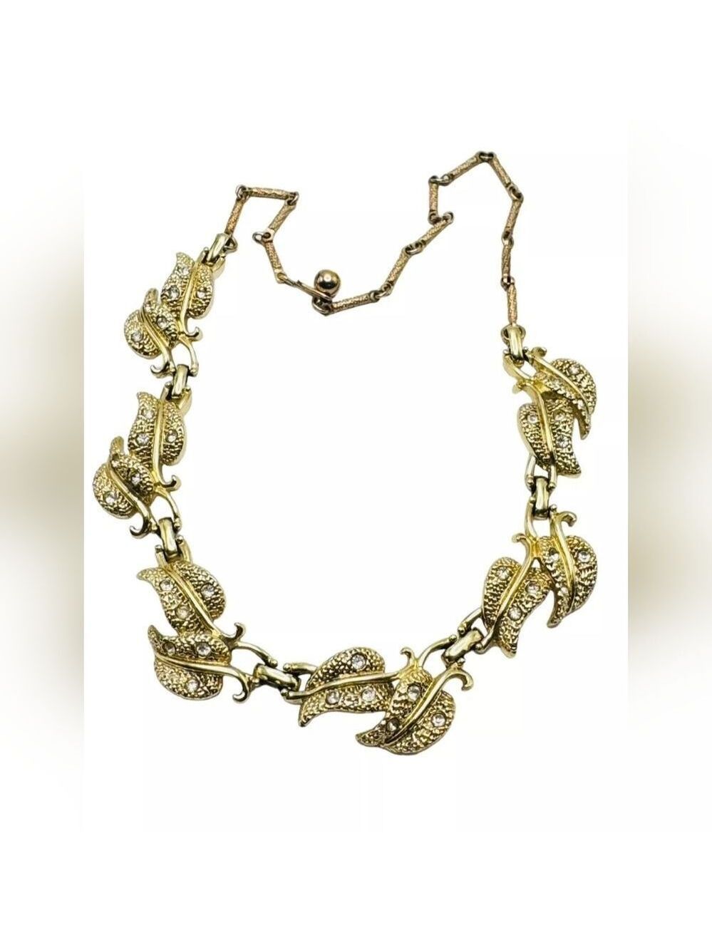 Vintage KRAMER Signed Rhinestone Leaf Necklace Gold Tone 17"